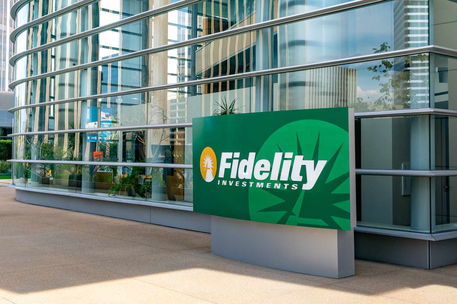 Fidelity betritt den Stablecoin Markt mit US Dollar Absicherung - STABLE, MIKE, AMERICA cryptocurrency news by Michael Steinbach and Biturai | biturai.com