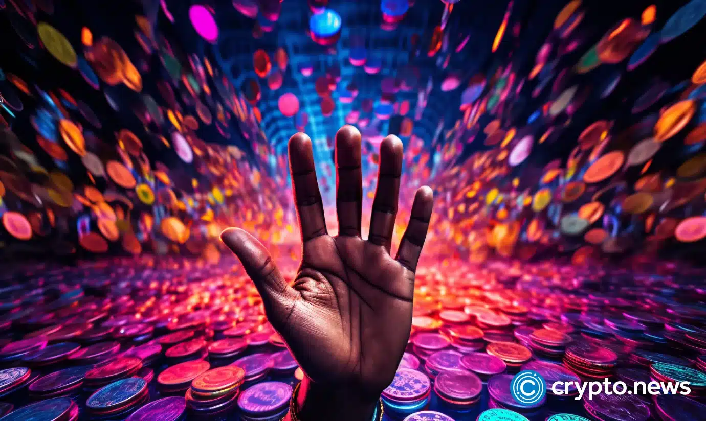 Greenland's Glacial Grind: DeFi Crowdfunding Seeks New Heights Amidst Global Uncertainty - GREENLAND, FOUNDER, DEFI trading analysis by Michael Steinbach and Biturai | biturai.com